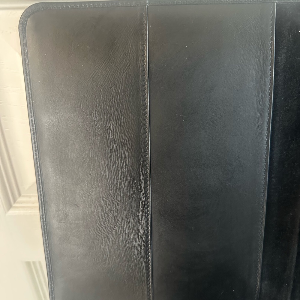 Gucci Guccissima Tablet Cover Case - Black GG Monogram - Authentic - EUC - Picture 7 of 12